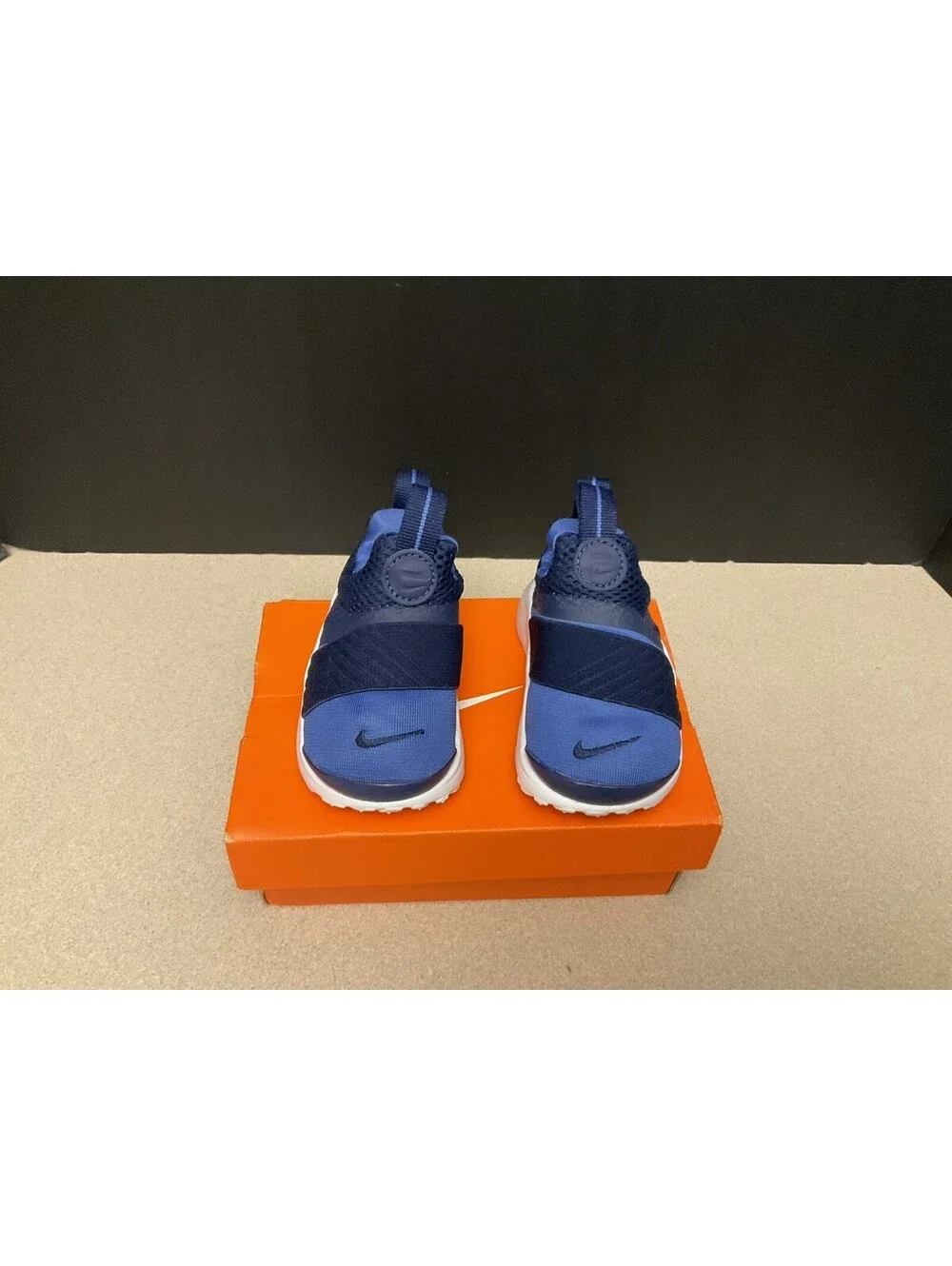 New! Toddler’s Nike Presto Extreme Blue Athletic Shoes. Size 4C. Awesome Shoes!
